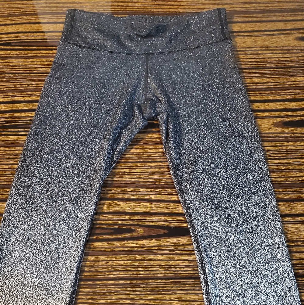 Gap fit leggings